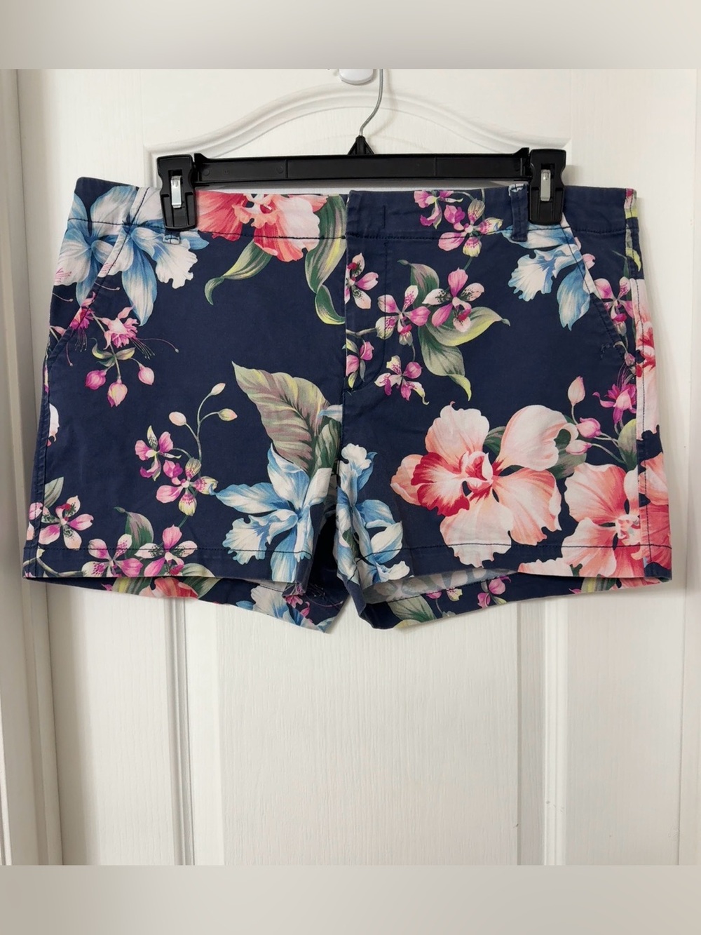 JCPenney navy blue floral tropical print shorts pockets size 16